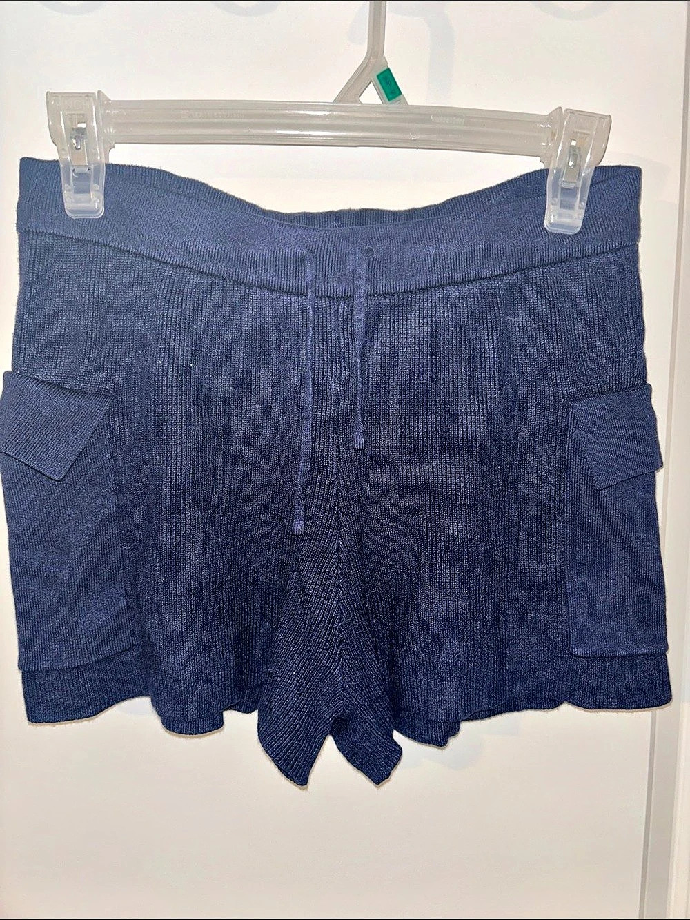 Pink Rose Cargo Shorts in Blue Size Large Like New